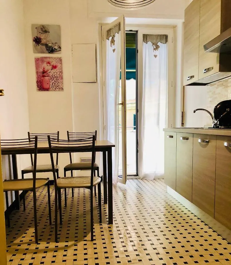 La casa di Claudia Appartamento Genova
