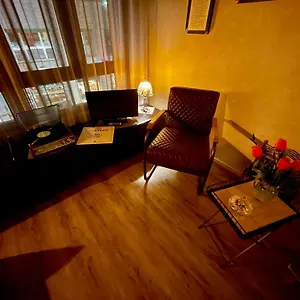 La Maison Nel Cuore Di Genova Free Parking Апартаменты